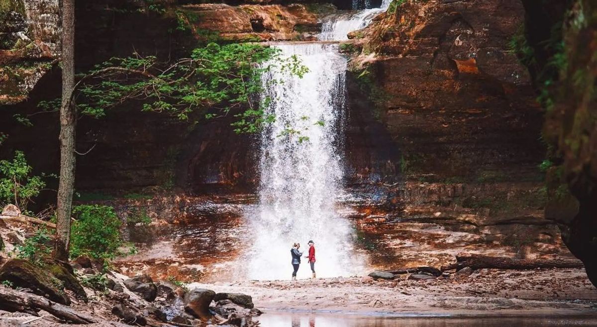 Waterfall at Matthiessen State Park