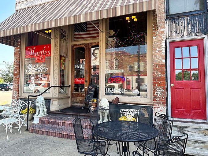Myrtle’s Pie storefront on North Main Street
